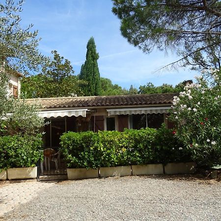 Location Villa et Studios Roquebrune-sur-Argens Exterior foto
