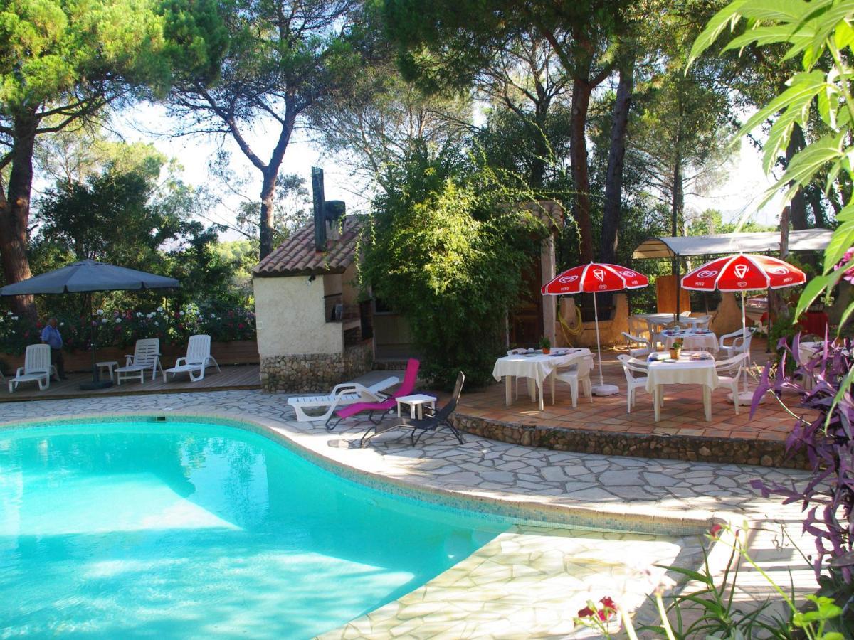 Location Villa et Studios Roquebrune-sur-Argens Exterior foto